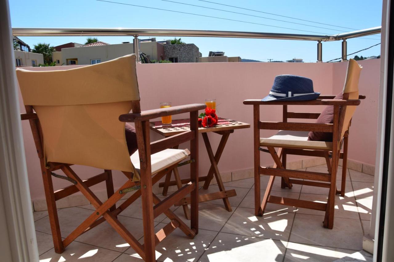 Rubini Homes Agia Marina 外观 照片